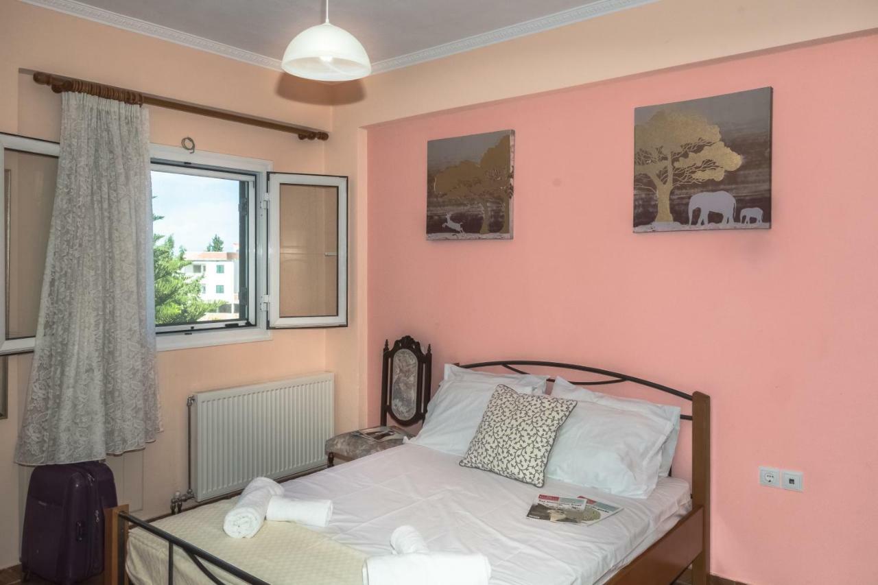 Modern Flat With Beautiful Views In South Of Corfu Apartment เลฟคิมมี ภายนอก รูปภาพ