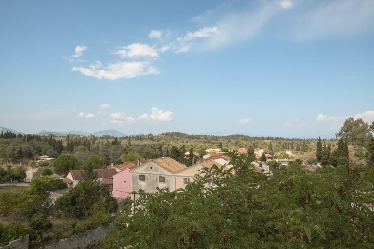 Modern Flat With Beautiful Views In South Of Corfu Apartment เลฟคิมมี ภายนอก รูปภาพ